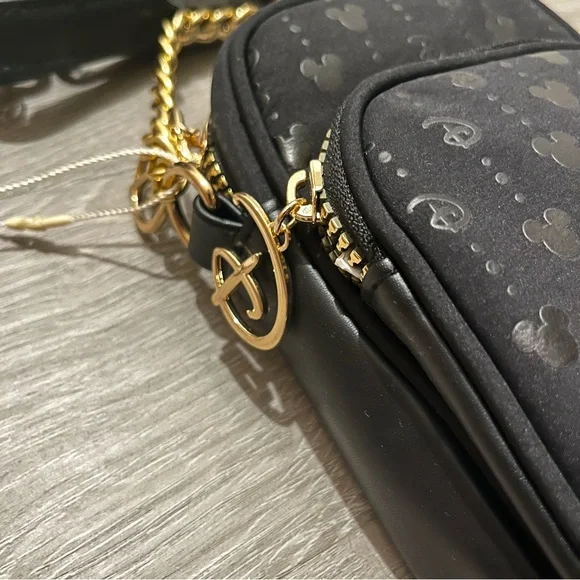 Mickey Mouse Crossbody - Picture 3 of 5